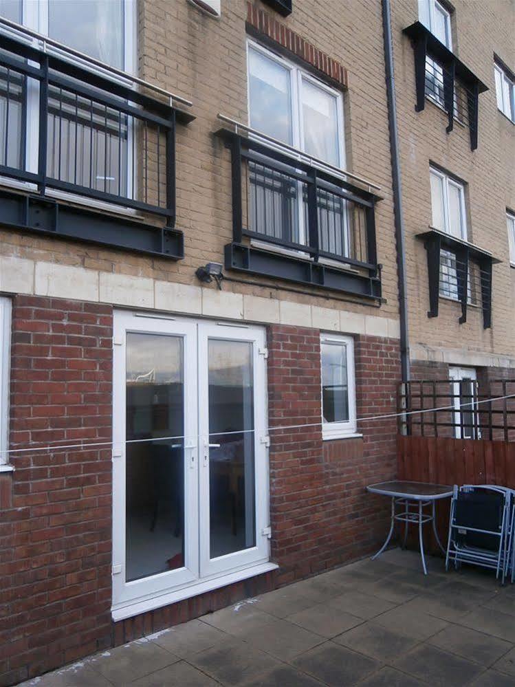 Tiger Bay House Apartment Cardiff Bagian luar foto